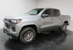 2023 Chevrolet Colorado - Image 2