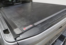 2023 Chevrolet Colorado - Image 18