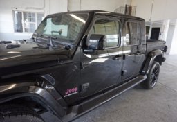 2020 Jeep Gladiator - Image 16