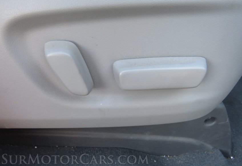 2020 Toyota Sienna - Image 15