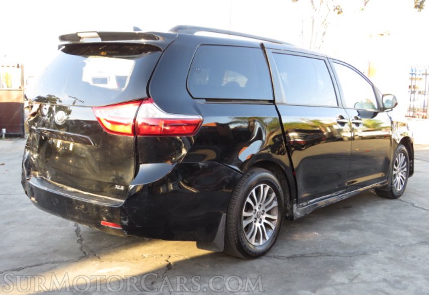 2020 Toyota Sienna - Image 45