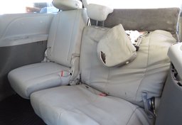 2020 Toyota Sienna - Image 24