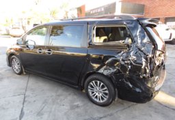 2020 Toyota Sienna - Image 46