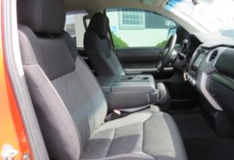 2017 Toyota Tundra 4WD - Image 29