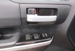 2017 Toyota Tundra 4WD - Image 49