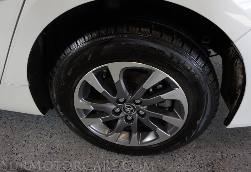 2019 Toyota Prius - Image 55