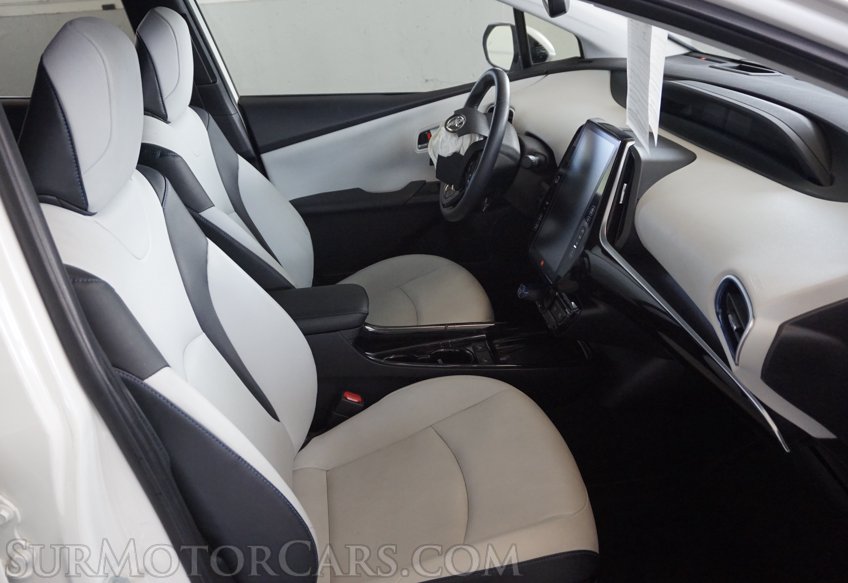 2019 Toyota Prius - Image 30