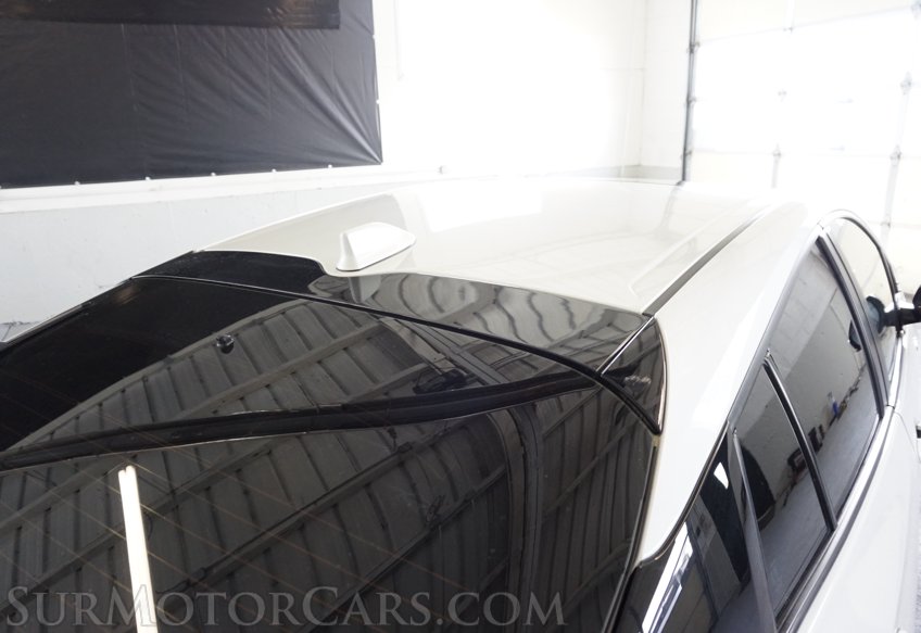 2019 Toyota Prius - Image 15