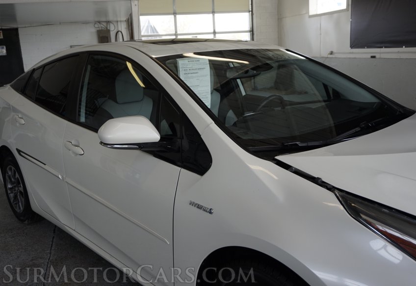 2019 Toyota Prius - Image 14