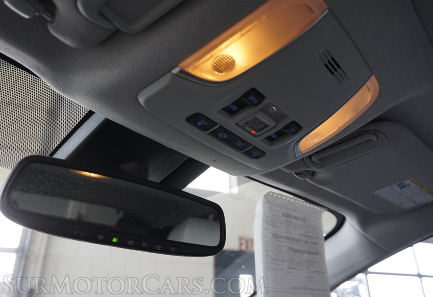 2019 Toyota Prius - Image 41