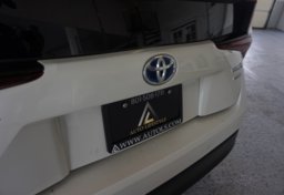 2019 Toyota Prius - Image 18