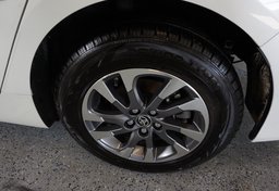 2019 Toyota Prius - Image 55