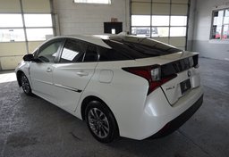 2019 Toyota Prius - Image 5
