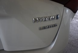 2019 Toyota Prius - Image 22