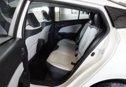 2019 Toyota Prius - Image 31