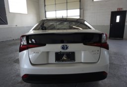 2019 Toyota Prius - Image 11