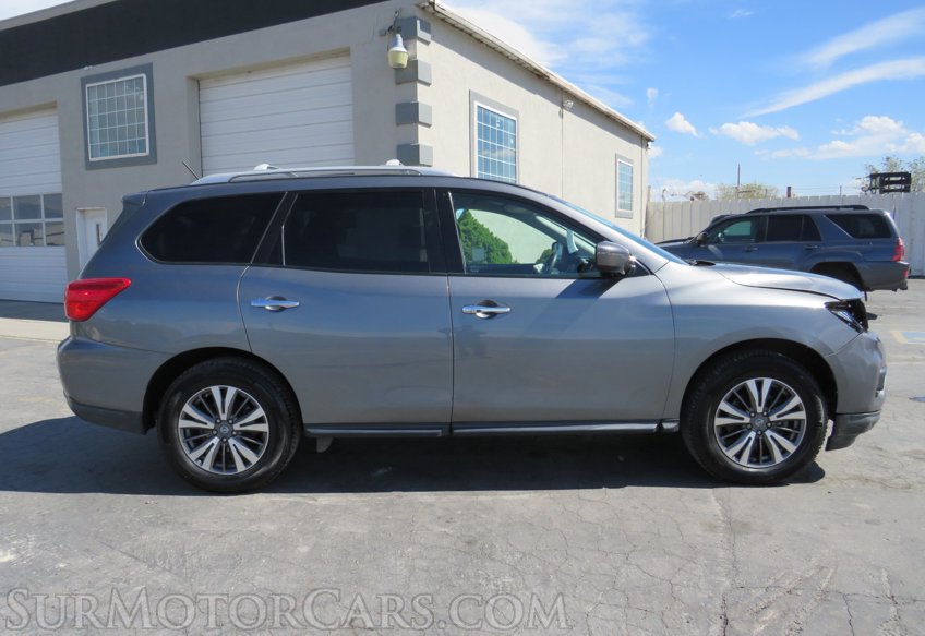 2018 Nissan Pathfinder - Image 10