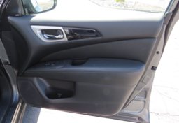 2018 Nissan Pathfinder - Image 49