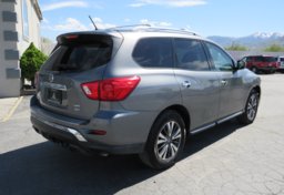 2018 Nissan Pathfinder - Image 6