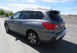 2018 Nissan Pathfinder - Image 8