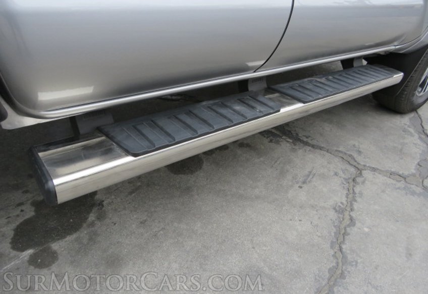 2018 Toyota Tacoma - Image 18