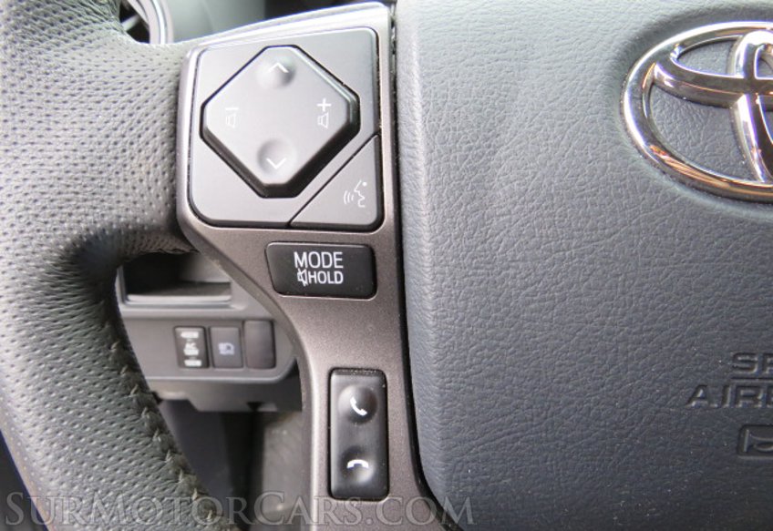 2018 Toyota Tacoma - Image 33