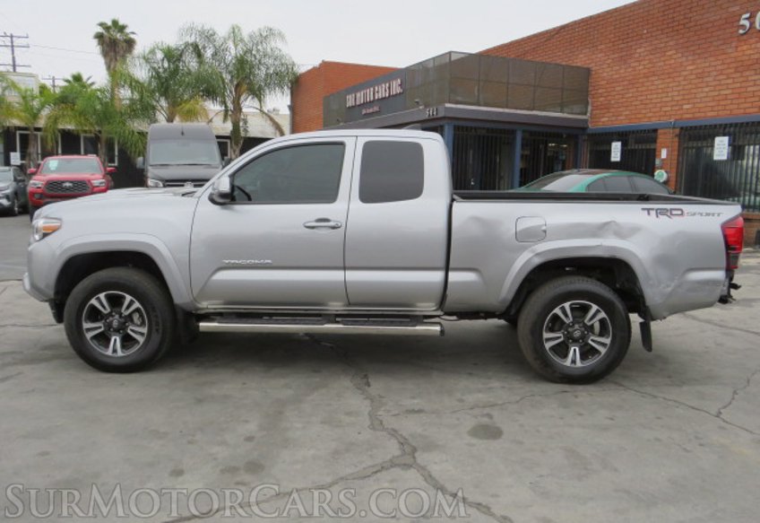 2018 Toyota Tacoma - Image 10