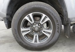 2018 Toyota Tacoma - Image 47