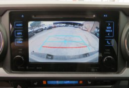 2018 Toyota Tacoma - Image 39