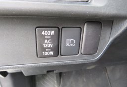 2018 Toyota Tacoma - Image 42