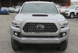 2018 Toyota Tacoma - Image 11
