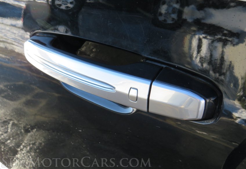 2016 Cadillac Escalade - Image 19