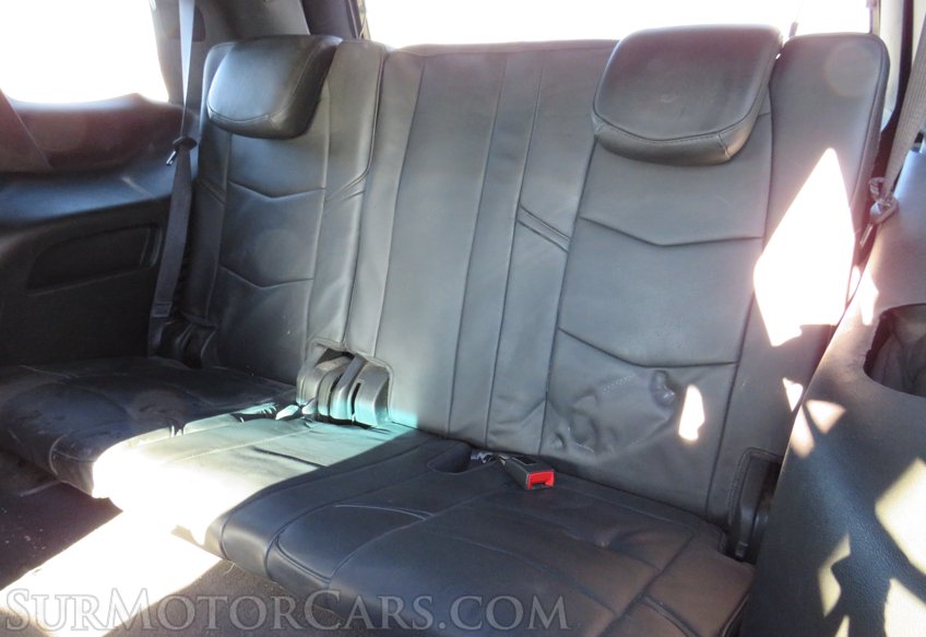 2016 Cadillac Escalade - Image 31