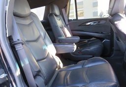 2016 Cadillac Escalade - Image 27