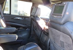 2016 Cadillac Escalade - Image 33