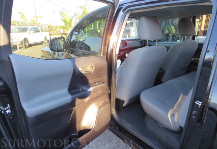 2020 Toyota Tacoma - Image 23