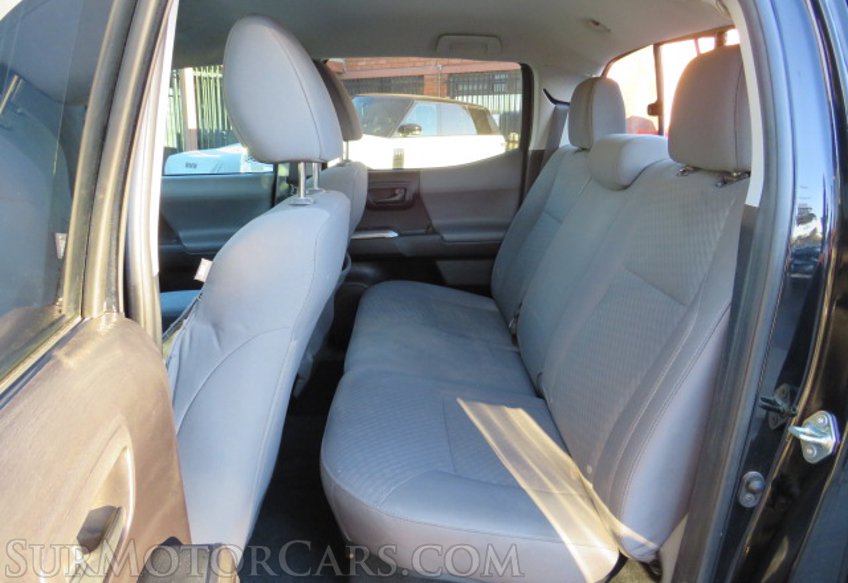 2020 Toyota Tacoma - Image 27