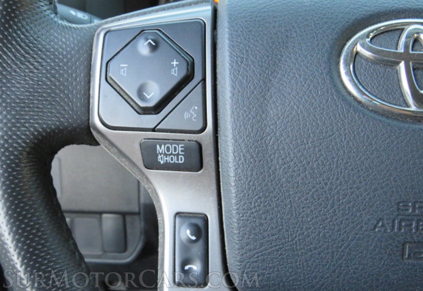 2020 Toyota Tacoma - Image 31