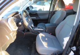 2020 Toyota Tacoma - Image 21