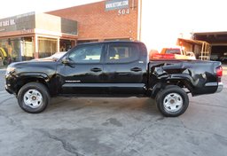 2020 Toyota Tacoma - Image 10