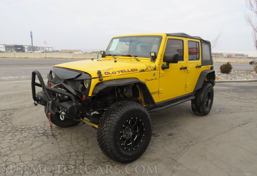 2009 Jeep Wrangler Unlimited - Image 2