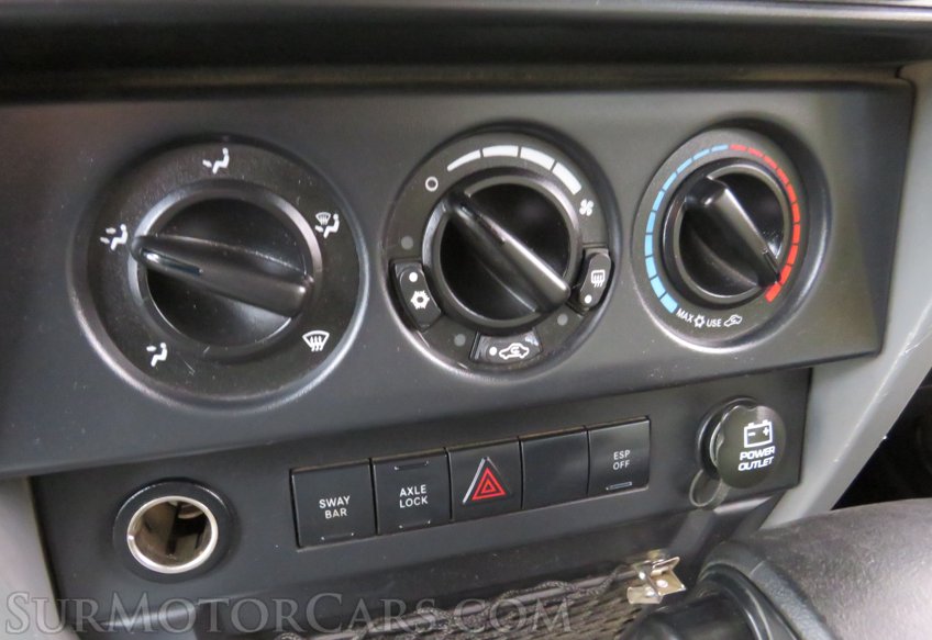 2009 Jeep Wrangler Unlimited - Image 38