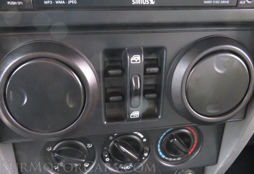 2009 Jeep Wrangler Unlimited - Image 40