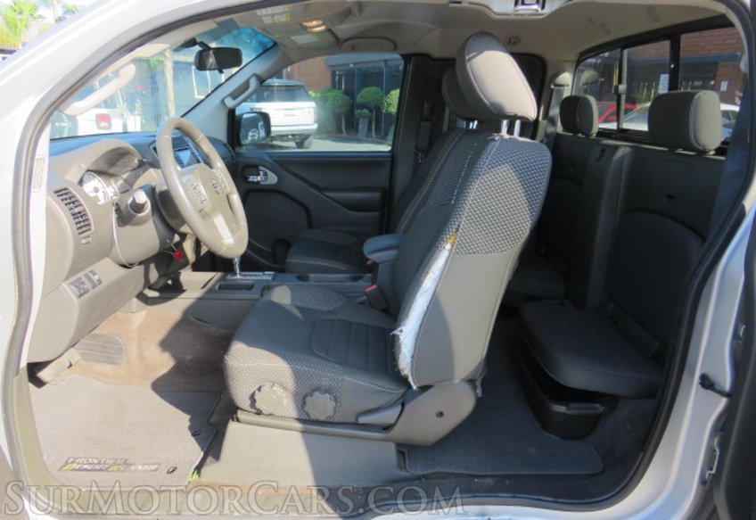 2016 Nissan Frontier - Image 25