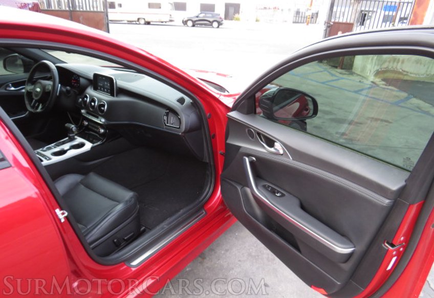 2018 Kia Stinger - Image 26