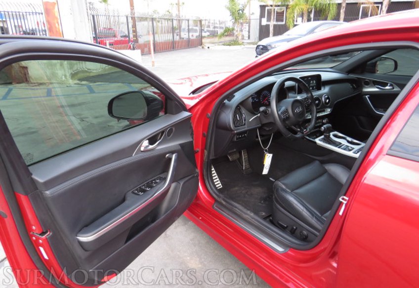 2018 Kia Stinger - Image 25