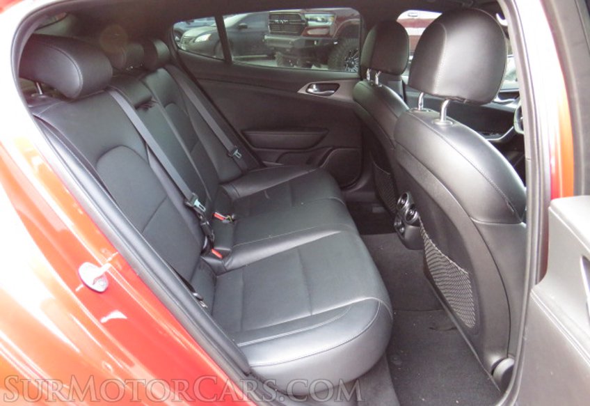 2018 Kia Stinger - Image 29