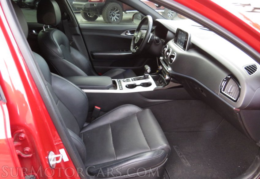 2018 Kia Stinger - Image 24