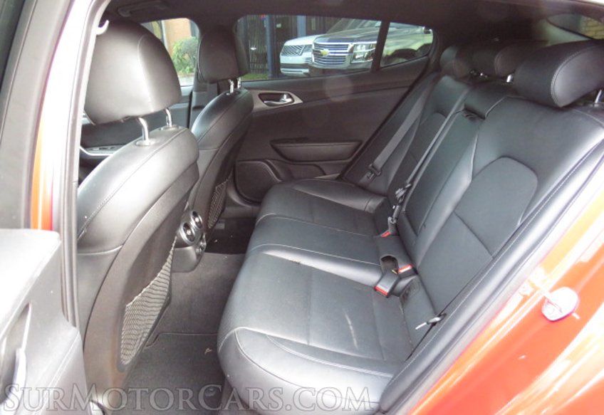 2018 Kia Stinger - Image 30