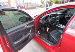 2018 Kia Stinger - Image 25